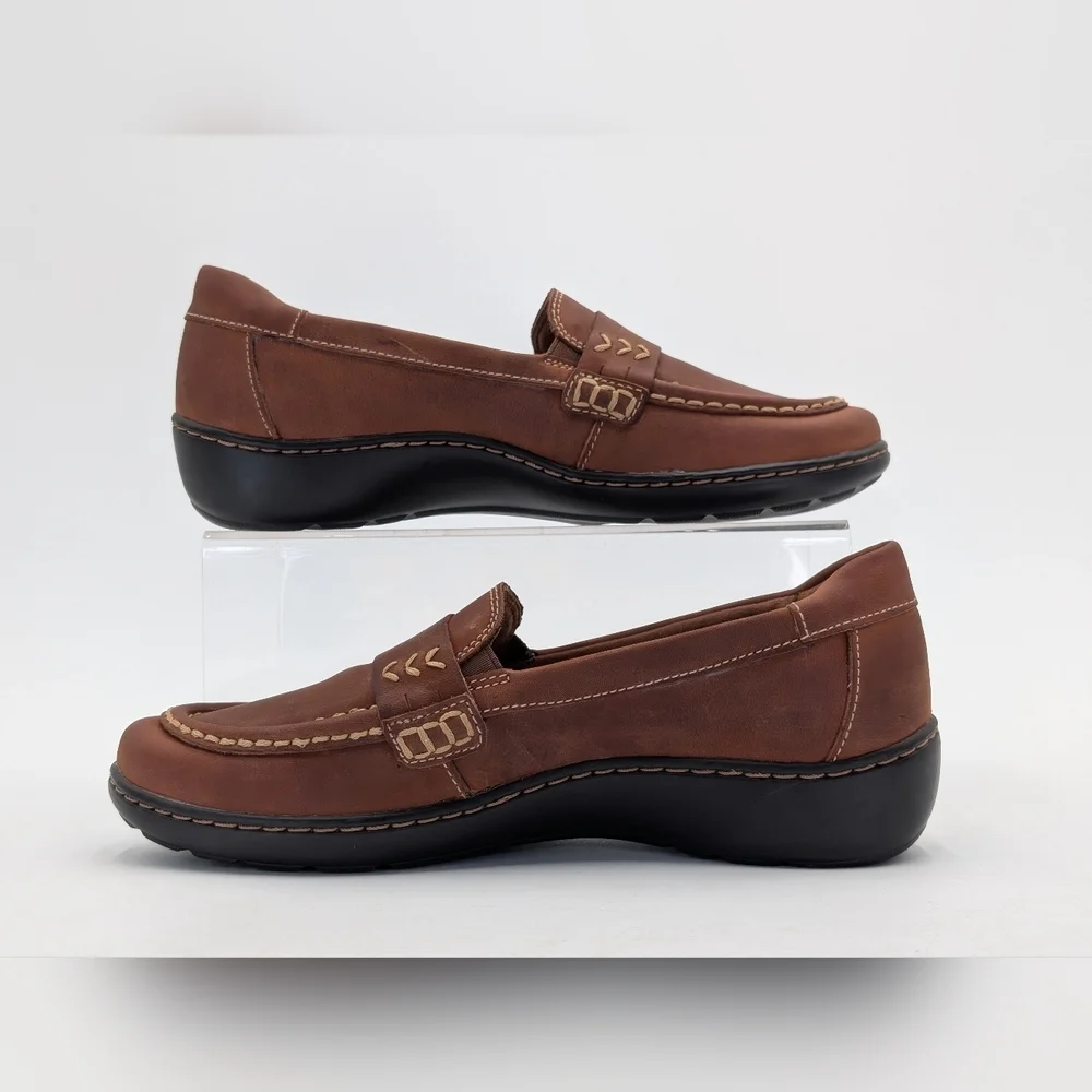 Clarks Cora Ashley Loafer Women's Size 8M Dark Tan Genuine Leather Moccasins